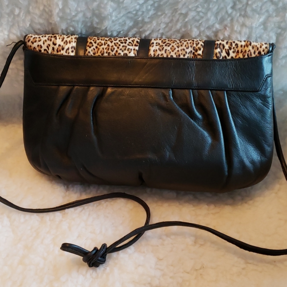 Vintage Lisette leather and fur handbag - Picture 2 of 8